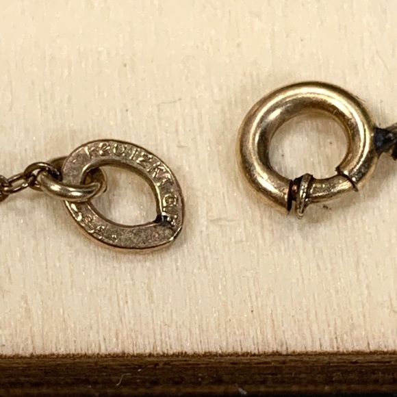 ⭐️Vintage petite 1/20th 12K GF cross necklace - Picture 6 of 6